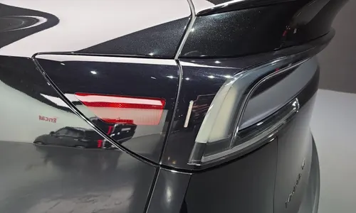 Tesla Y L AWD 2026 23