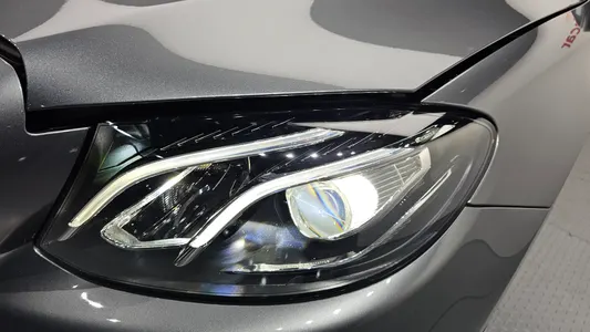 Mercedes-Benz E-Class W213 E200 2018 22