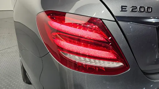 Mercedes-Benz E-Class W213 E200 2018 23