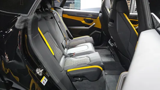 Lamborghini 우루스 4.0 V8 SE 2026 11