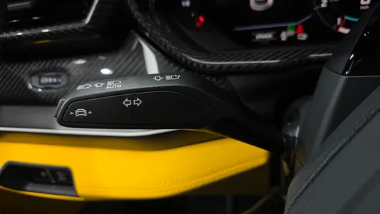 Lamborghini 우루스 4.0 V8 SE 2026 29
