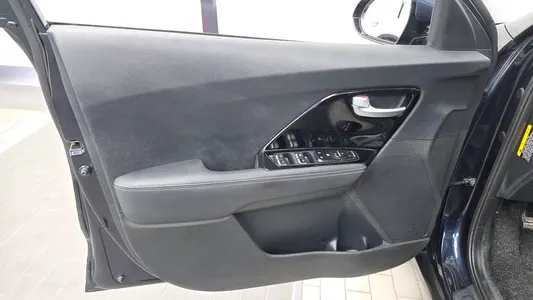 Kia 니로 1.6 HEV 2019 24