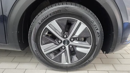 Kia 니로 1.6 HEV 2019 21