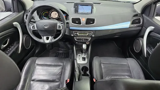 Renault Korea SM3 Z.E. RE 2016 7