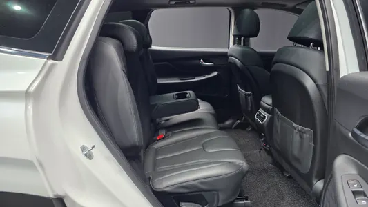 Hyundai 싼타페 HEV 1.6 2WD 2021 12