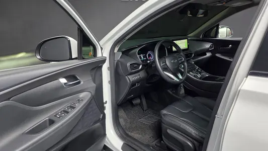 Hyundai 싼타페 HEV 1.6 2WD 2021 10
