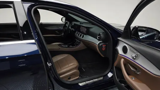 Mercedes-Benz E-Class W213 E250 2020 11