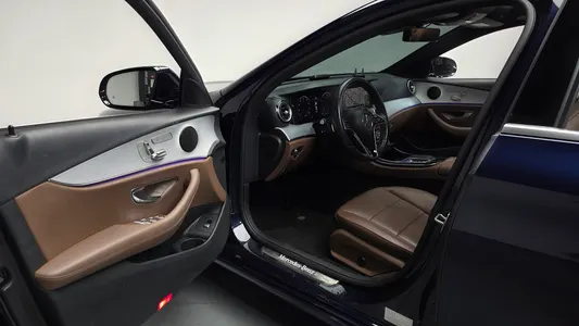 Mercedes-Benz E-Class W213 E250 2020 10