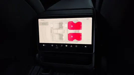 Tesla 3 RWD 2024 19