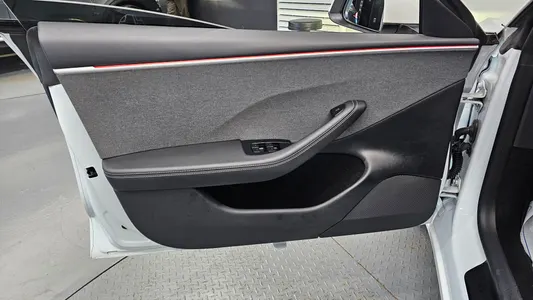 Tesla 3 RWD 2024 25