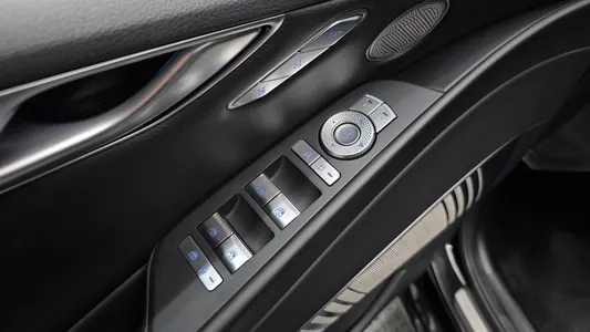 Genesis G80 (RG3) e-AWD 2022 13