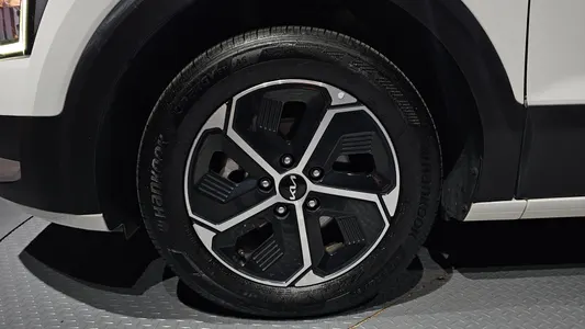 Kia 디 니로 2023 5