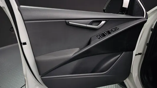 Kia 디 니로 2023 24