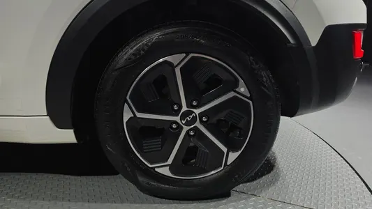 Kia 디 니로 2023 21