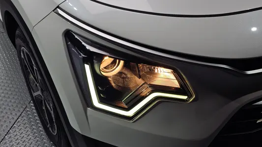Kia 디 니로 2023 22