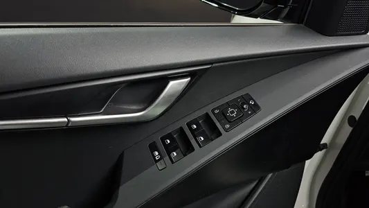Kia 디 니로 2023 32