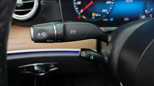 Mercedes-Benz E-Class W213 E220d 4MATIC 2021 28