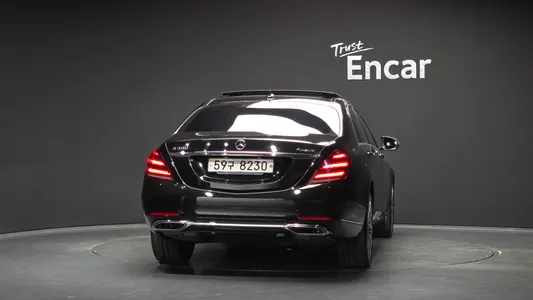 Mercedes-Benz S-Class W222 S560L 4MATIC 2017 4