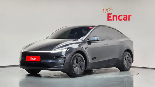 Tesla Y RWD 2025