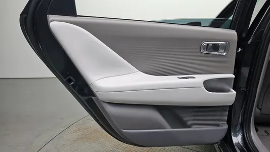 Hyundai Ioniq 6 2022 25
