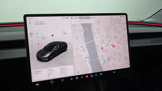 Tesla 3 RWD 2025 14