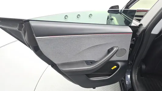 Tesla 3 RWD 2025 25