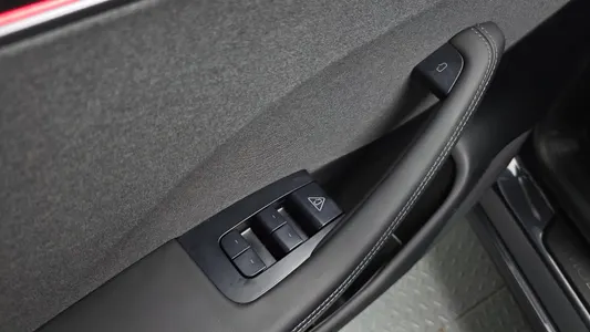 Tesla 3 RWD 2025 30