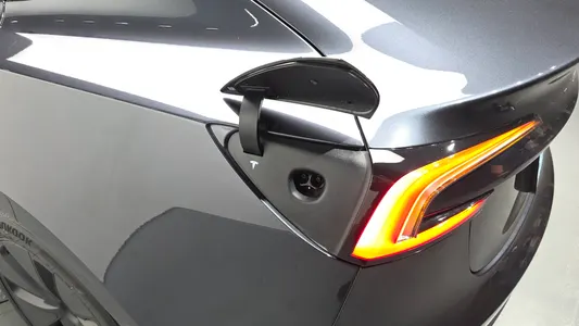 Tesla 3 RWD 2025 35
