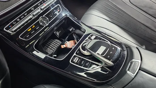 Mercedes-Benz CLS-Class C257 CLS400d 4MATIC AMG Line 2019 29