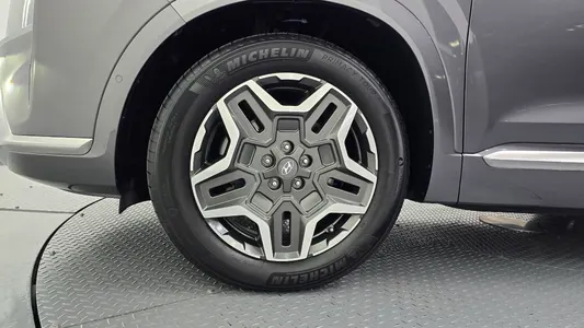 Hyundai 싼타페 HEV 1.6 2WD 2023 5
