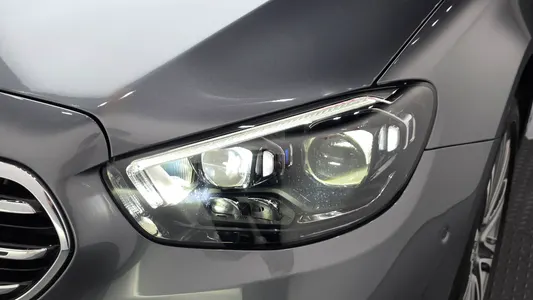 Mercedes-Benz E-Class W213 E350 4MATIC 2023 22