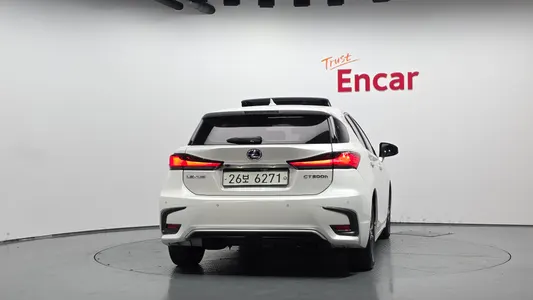 Lexus CT200h 1.8 2018 4