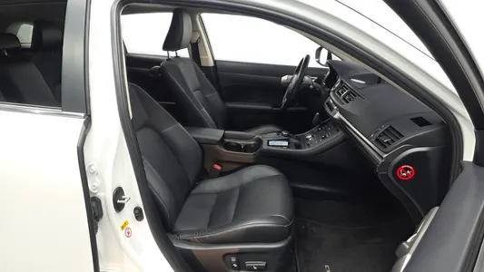 Lexus CT200h 1.8 2018 27