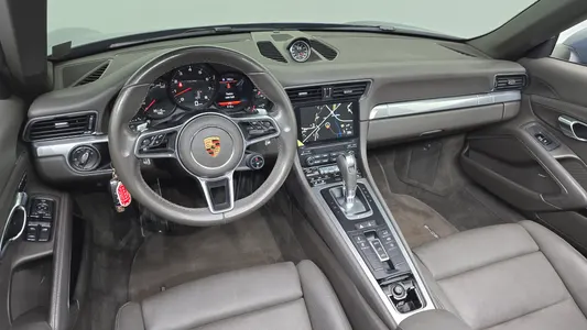 Porsche 911 4 2017 6