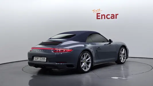 Porsche 911 4 2017