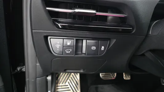 Kia EV6 2023 30