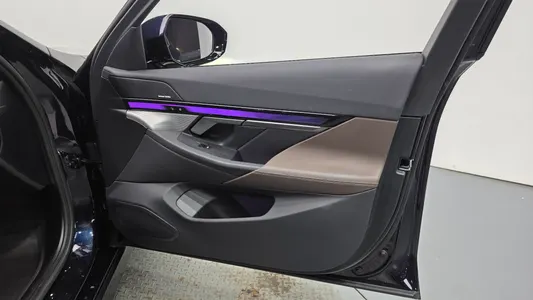 BMW i5 (G60) eDrive 40 M 2024 25