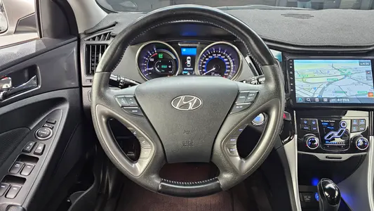 Hyundai 쏘나타 하이브리드 2.0 2011 12