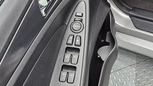 Hyundai 쏘나타 하이브리드 2.0 2011 16