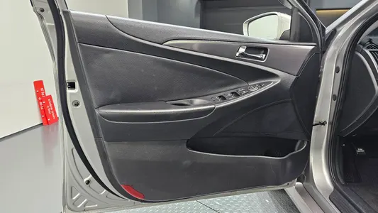 Hyundai 쏘나타 하이브리드 2.0 2011 24