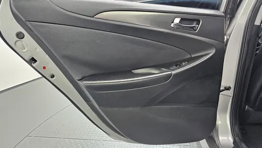 Hyundai 쏘나타 하이브리드 2.0 2011 25