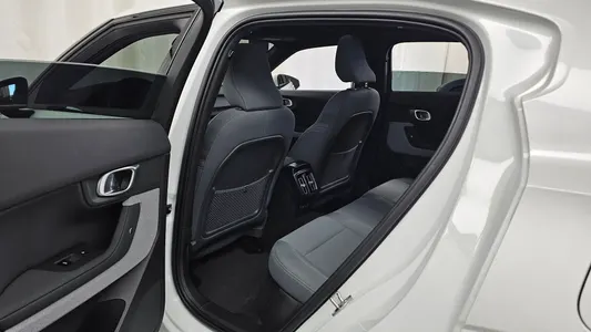 Polestar 2 2022 12