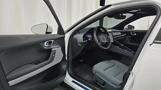 Polestar 2 2022 10