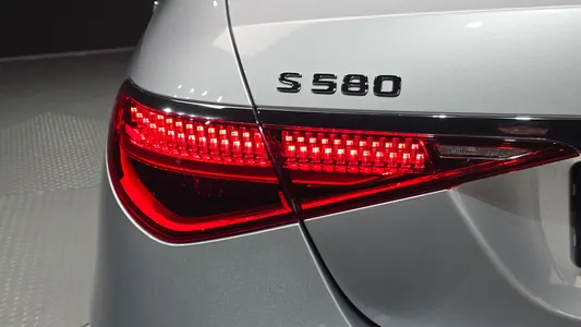 Mercedes-Benz S-Class W223 S580L 4MATIC 2021 23