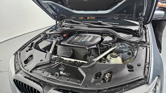 BMW 5 Series (G30) 520d 2018 6