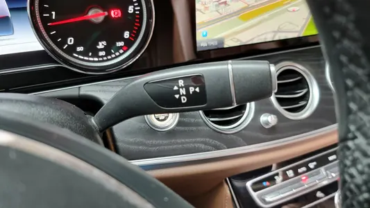 Mercedes-Benz E-Class W213 E220d 4MATIC 2018 9
