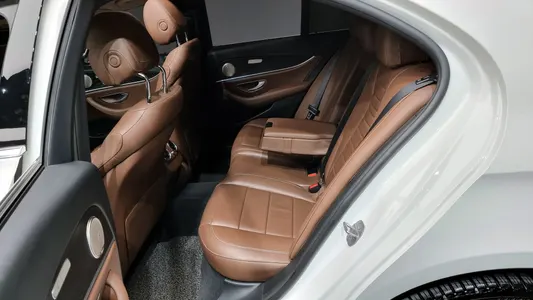 Mercedes-Benz E-Class W213 E220d 4MATIC 2018 11
