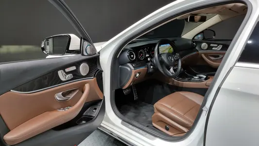 Mercedes-Benz E-Class W213 E220d 4MATIC 2018 10