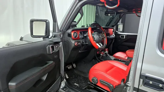 Jeep (JL) 2.0 4 2019 11