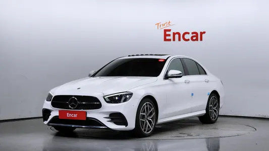 Mercedes-Benz E-Class W213 E220d 4MATIC AMG Line 2020